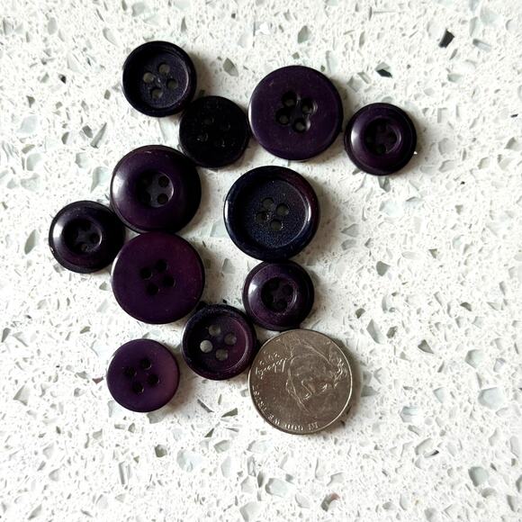 Vintage Lot of 11 Buttons Dark Purple Shade DIY Art Crafting & Sewing Projects - Picture 4 of 4